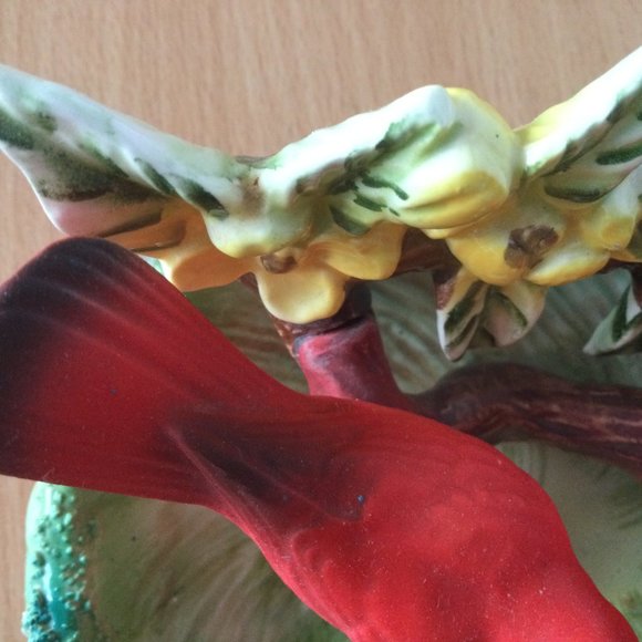 Vintage ceramic hand painted small plate two red cardinal birds stand on branch - Picture 2 of 7